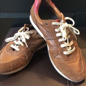 Frye trainers